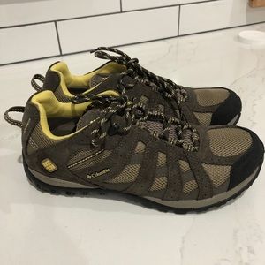 Brand new Columbia hiking shoes